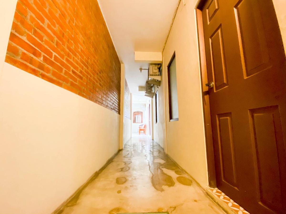 Hinggil Homestay Syariah Malioboro Yogya Mitra Reddoorz Yogyakarta Esterno foto
